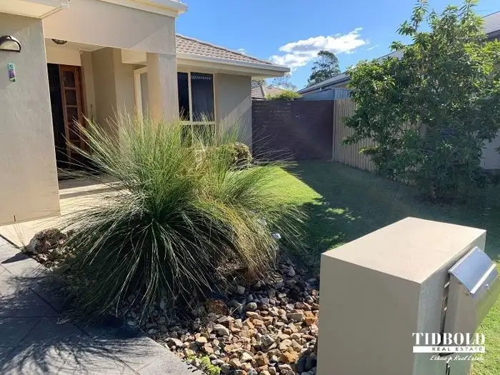 Second view of Homely house listing, 5 Jenmar Court, Thornlands QLD 4164