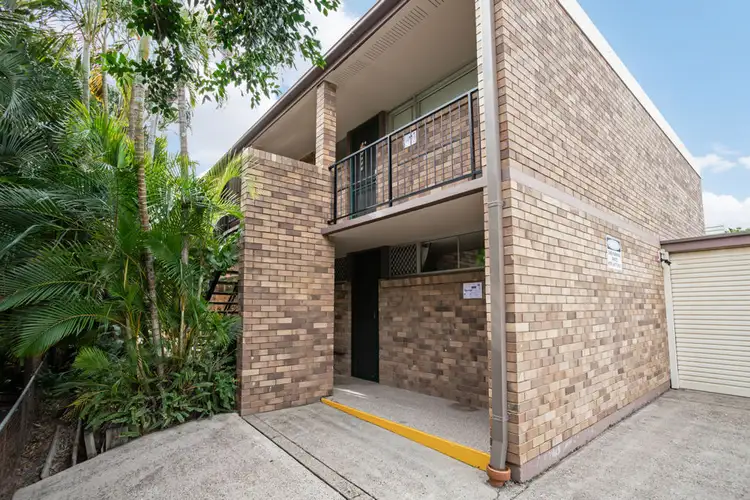 Second view of Homely unit listing, 2/5 Westerham Street, Taringa QLD 4068