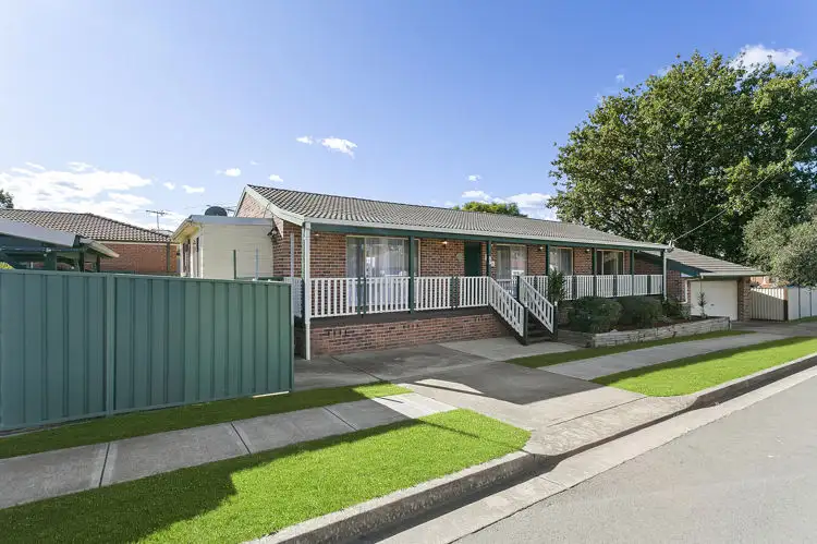 33 Rhodes Avenue, Guildford NSW 2161