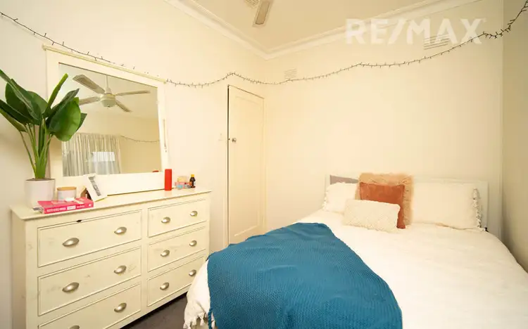 Sixth view of Homely house listing, 1/370 Lake Albert Road, Kooringal NSW 2650
