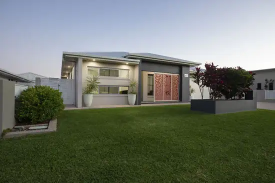 7 Oakview Street, Richmond QLD 4740
