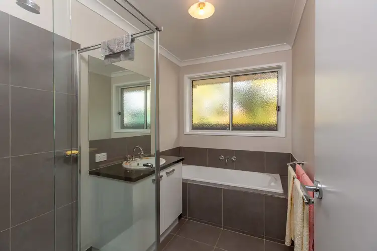 Fifth view of Homely unit listing, 1B Elm St, Henty NSW 2658