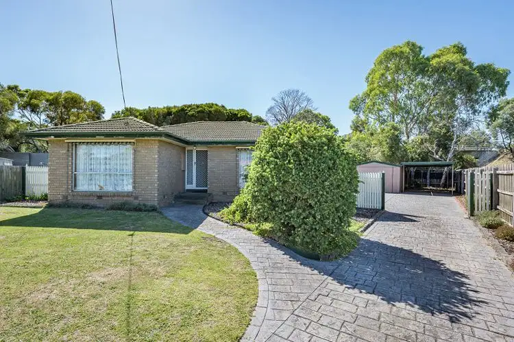 32 Floriana Avenue, Doveton VIC 3177