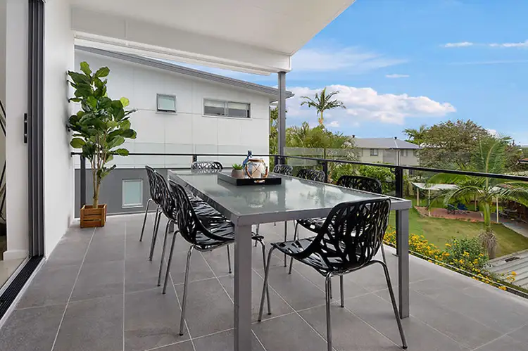 Fourth view of Homely apartment listing, 4 / 19 Pickwick St, Cannon Hill QLD 4170