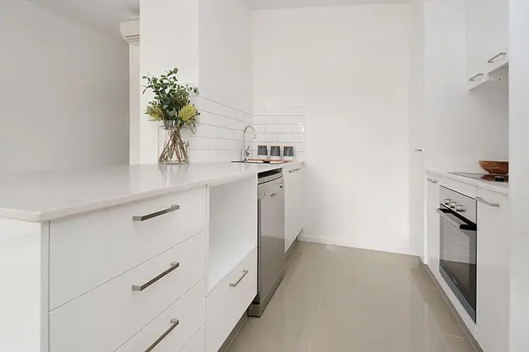 Sixth view of Homely apartment listing, 4 / 19 Pickwick St, Cannon Hill QLD 4170