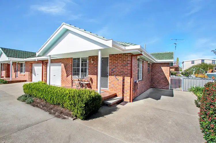 Main view of Homely villa listing, 4/85a Denison Street, Tamworth NSW 2340