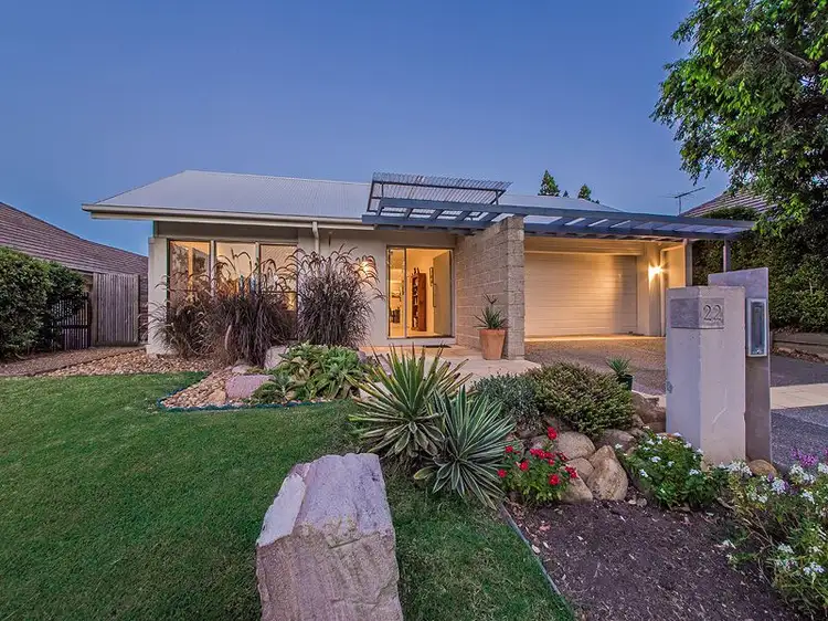 22 Hawksbury Crescent, Wakerley QLD 4154