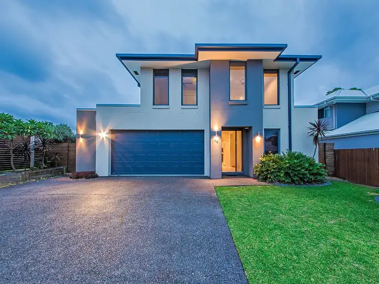 15 Gumdale Street, Wakerley QLD 4154