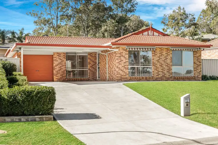 52 Downes Crescent, Currans Hill NSW 2567