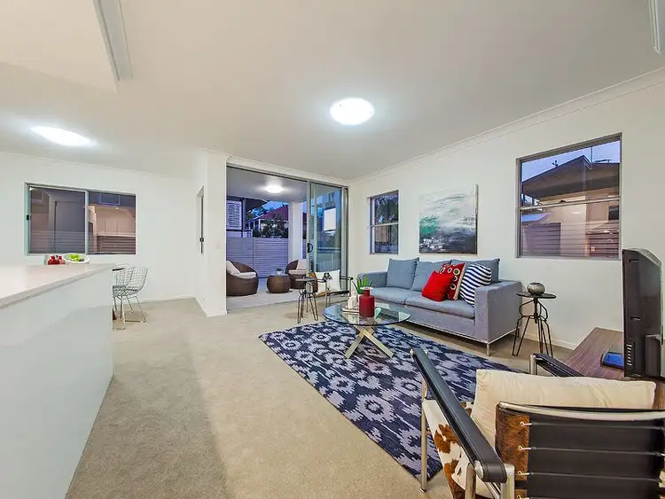 Sixth view of Homely apartment listing, 1/54 Yamboyna Street, Manly QLD 4179