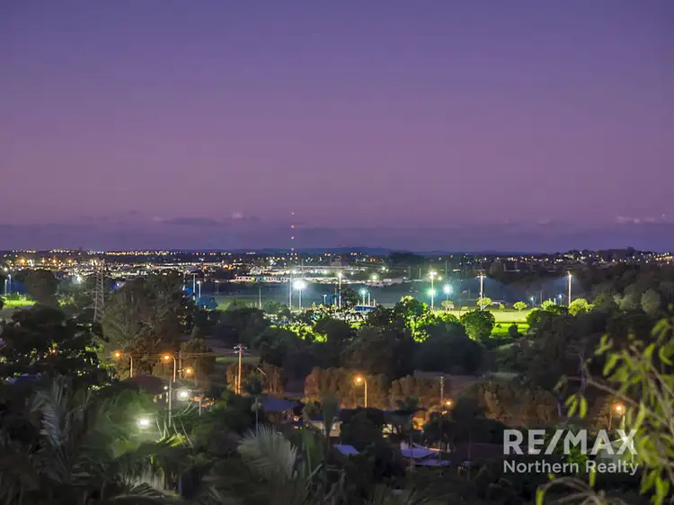 5 Midas Court, Eatons Hill QLD 4037