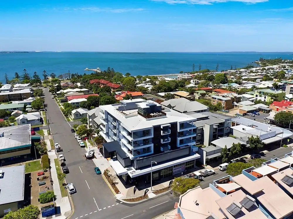 Main view of Homely unit listing, 20/70 Bay Tce, Wynnum QLD 4178
