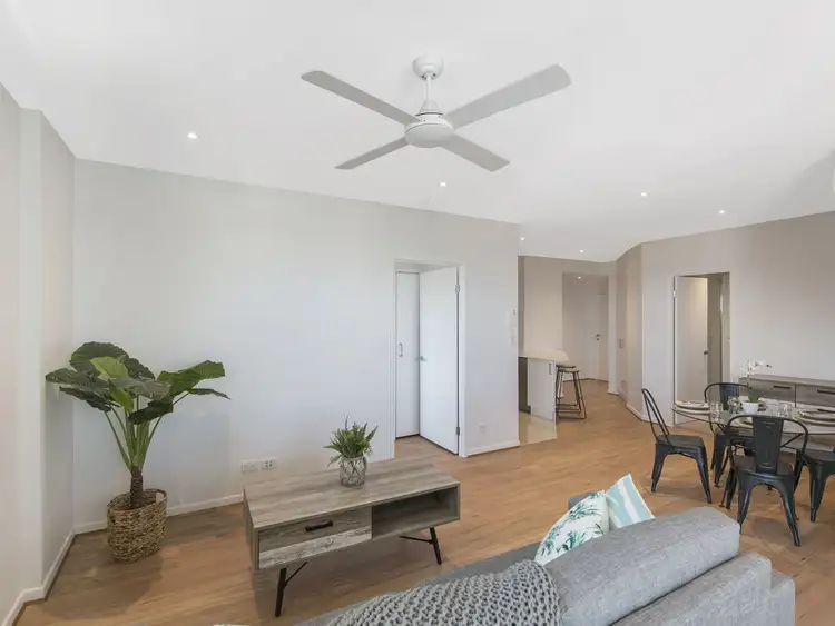 Third view of Homely unit listing, 20/70 Bay Tce, Wynnum QLD 4178