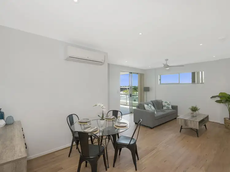 Sixth view of Homely unit listing, 20/70 Bay Tce, Wynnum QLD 4178