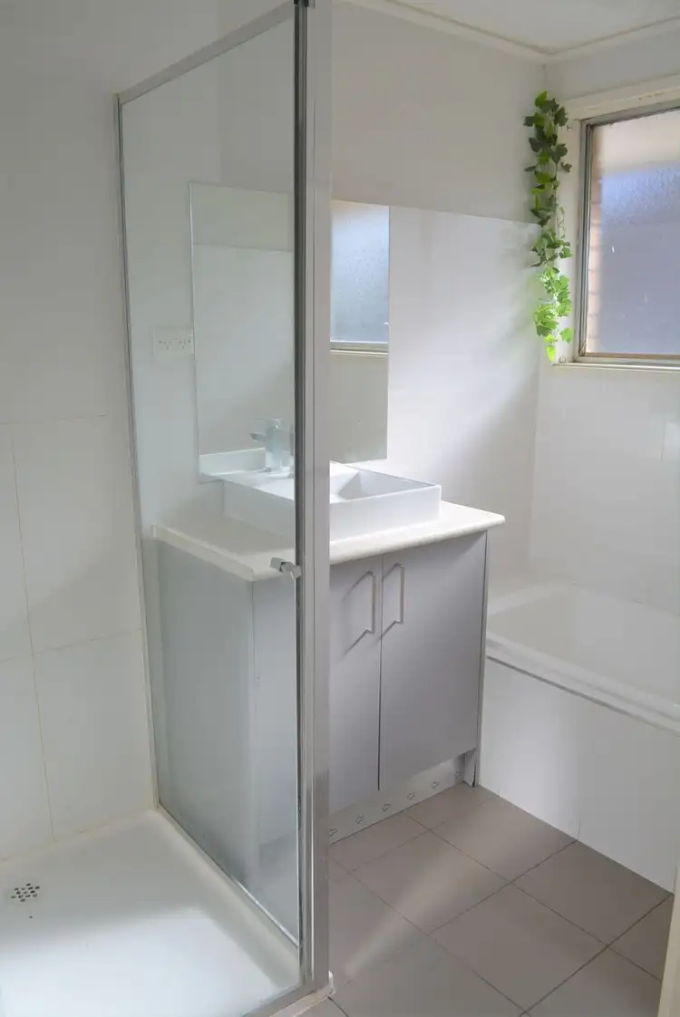 Sixth view of Homely house listing, 8 Wallan Court, Dallas VIC 3047