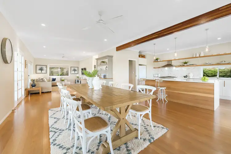 54 Countryview St, Woombye QLD 4559