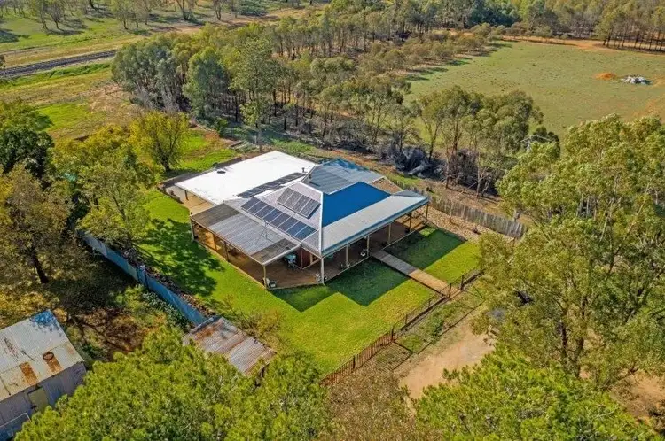 78 Hanks Lane, Junee NSW 2663