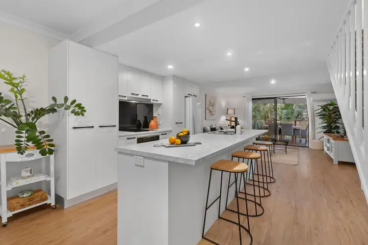 7 / 21 Boongall Rd, Camp Hill QLD 4152
