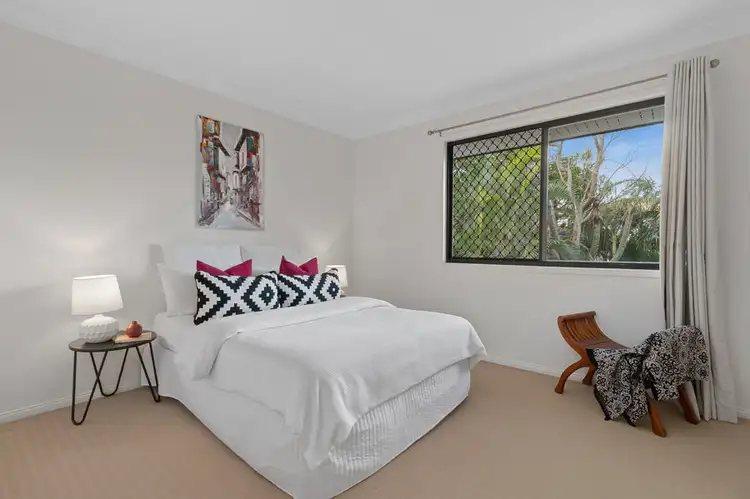 Sixth view of Homely townhouse listing, 7 / 21 Boongall Rd, Camp Hill QLD 4152