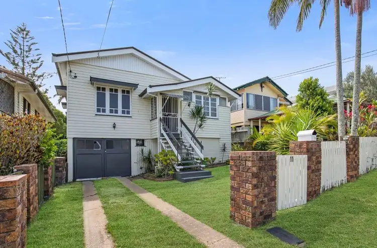 11 Blackwood Road, Margate QLD 4019