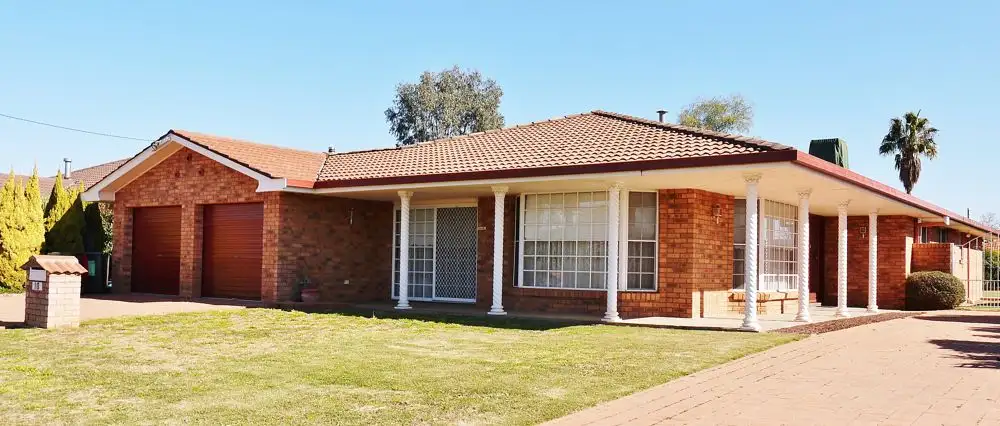 Main view of Homely house listing, 10 Myrl Street, Tamworth NSW 2340