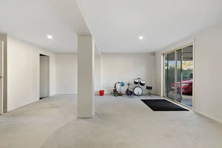 Sixth view of Homely house listing, 10 Gyp Court, Kallangur QLD 4503