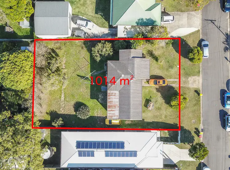 Second view of Homely house listing, 30 Montrose Pde, Wynnum West QLD 4178