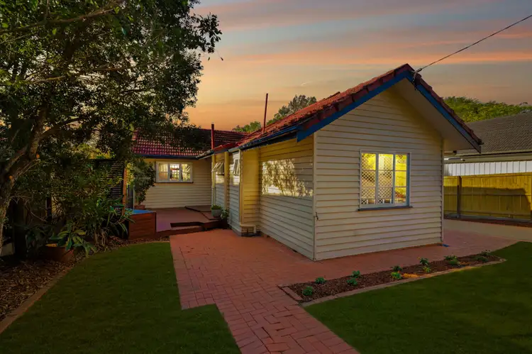 33 White Street, Wavell Heights QLD 4012
