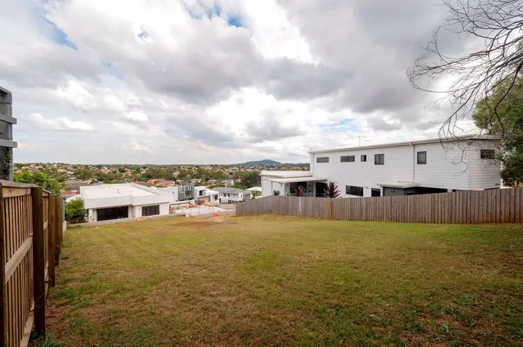 3 Rosebury Court, Carindale QLD 4152
