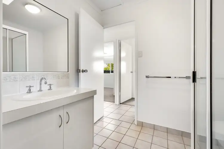 Sixth view of Homely unit listing, 1/289 Bridge Road, West Mackay QLD 4740