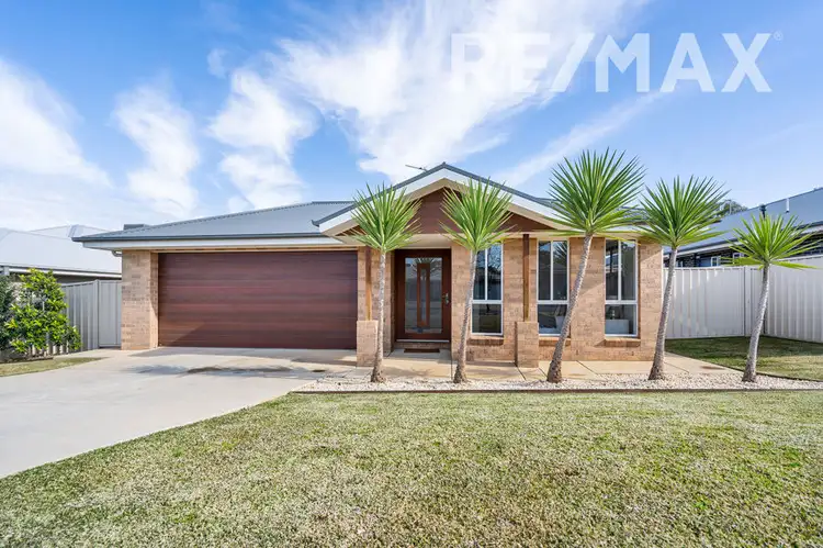 4 Paradise Drive, Gobbagombalin NSW 2650