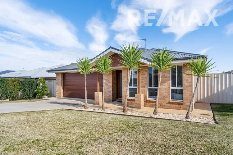 Second view of Homely house listing, 4 Paradise Drive, Gobbagombalin NSW 2650