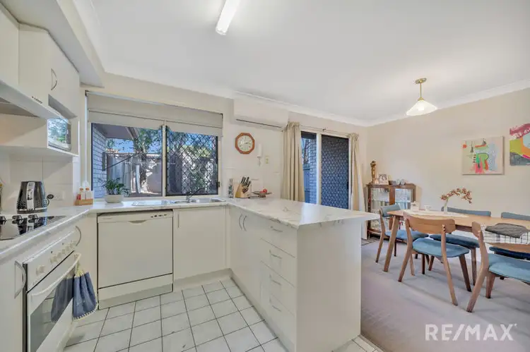 Second view of Homely townhouse listing, 8/259 Hellawell Road, Sunnybank Hills QLD 4109