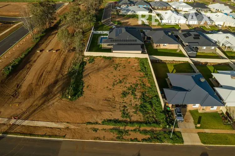 12 Jumbuck Drive, Gobbagombalin NSW 2650