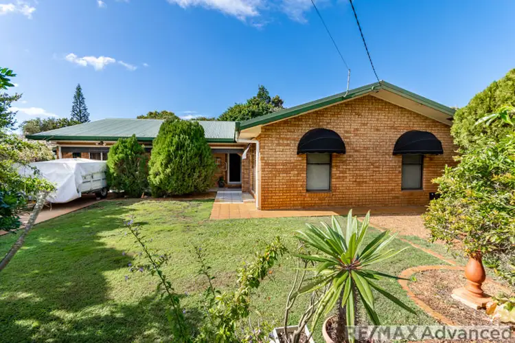 4 Captain Cook Drive, Banksia Beach QLD 4507