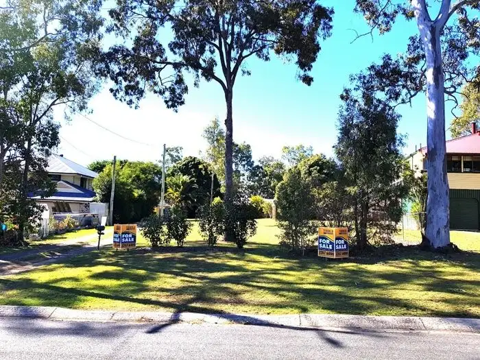 52 Muriel Street, Redland Bay QLD 4165