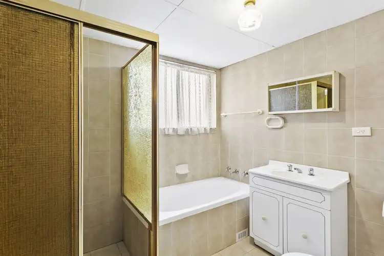 Fifth view of Homely unit listing, 4/138 Military Road, Guildford NSW 2161
