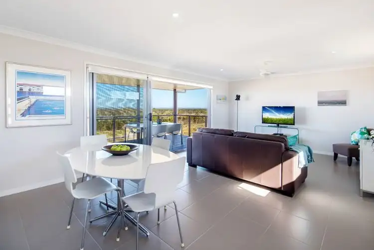 17 Sandy View Drive, Nikenbah QLD 4655