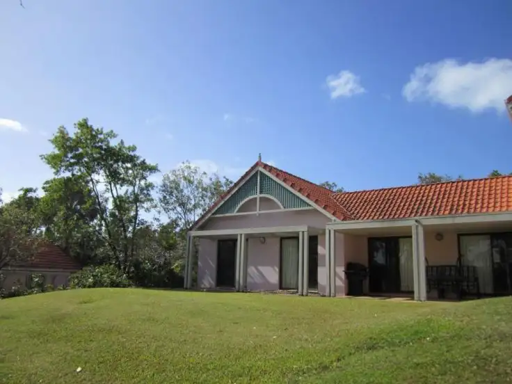 Seventh view of Homely villa listing, UNIT 1310 CLUB VILLAS, Laguna Quays QLD 4800