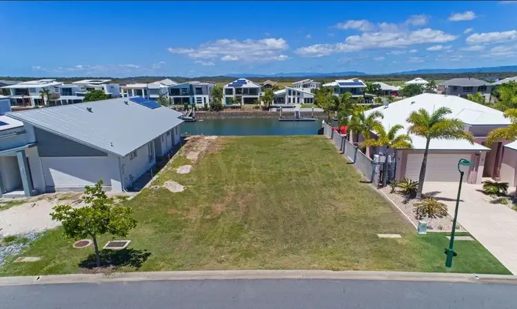 17 Marina Parade, Jacobs Well QLD 4208