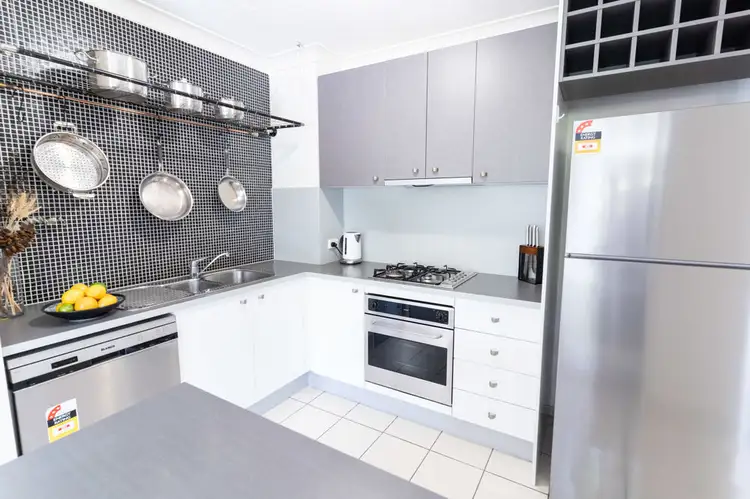 Third view of Homely unit listing, 35/11 Kitchener Street, Coorparoo QLD 4151