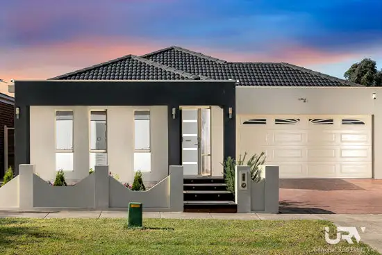 34 Thorngrove Avenue, Craigieburn VIC 3064