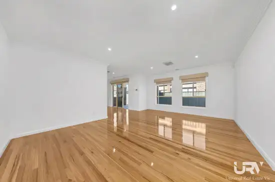 Fifth view of Homely house listing, 34 Thorngrove Avenue, Craigieburn VIC 3064