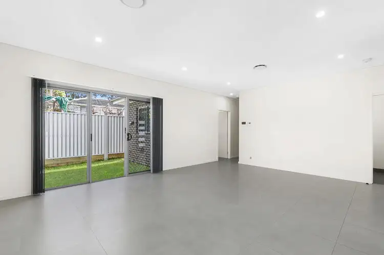 Third view of Homely villa listing, 8/129-133 Dunmore Street, Wentworthville NSW 2145