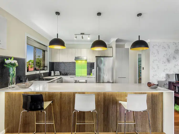 Main view of Homely unit listing, 6/52 Ison Street, Morningside QLD 4170