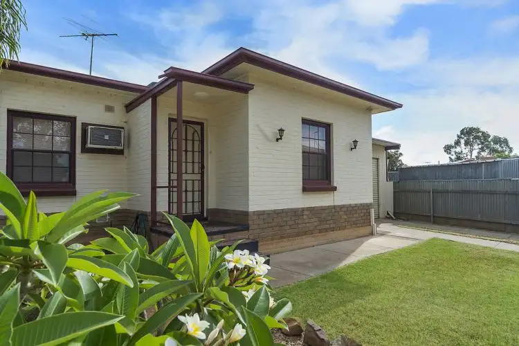 26 Burcombe Street, Elizabeth Vale SA 5112