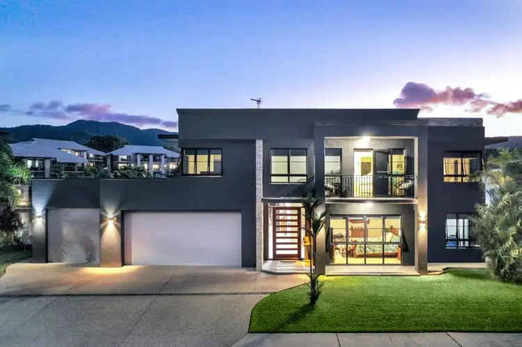 1 Lagoon Drive, Trinity Beach QLD 4879