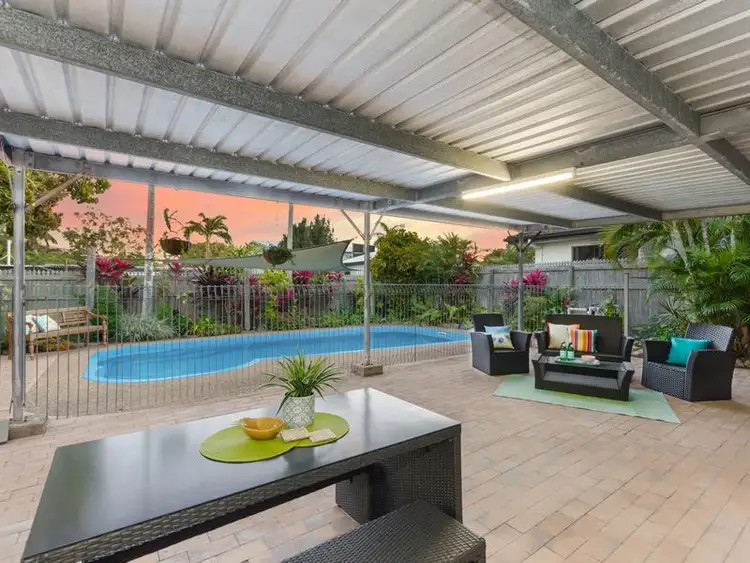 30 Pine Street, Kirwan QLD 4817