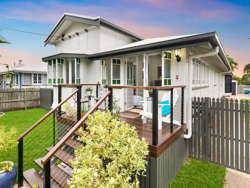 Main view of Homely house listing, 9 Portland Street, Hyde Park QLD 4812