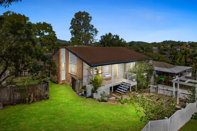 14 Desbet Street, The Gap QLD 4061